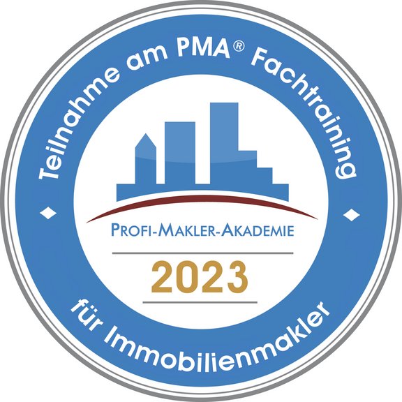 Emblem_2023_-_PMA_R__Fachtraining_fuer_Immobilienmakler__gross_.jpg  